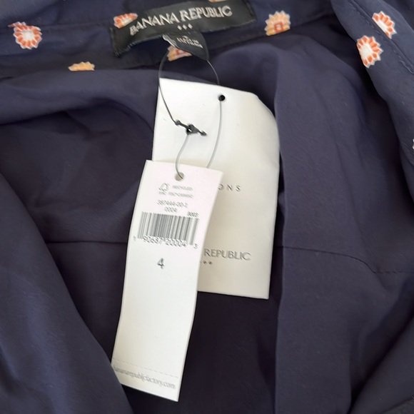 Banana Republic Long Sleeve Navy Print dress. Size 4 NWT - Picture 6 of 8